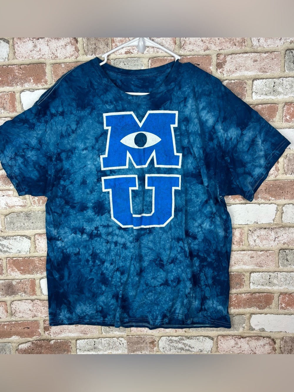 Disney monsters inc Monsters University Adult tie dye graphic tee XL